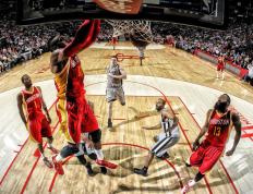 Faker连续五场比赛得分超过反败为胜，RNG不断突破！上演精彩一战